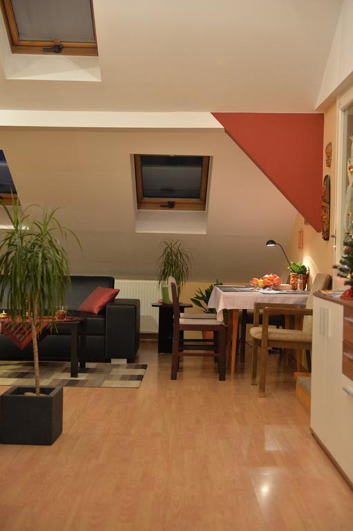 Sopron Eszter Apartman Kamer foto